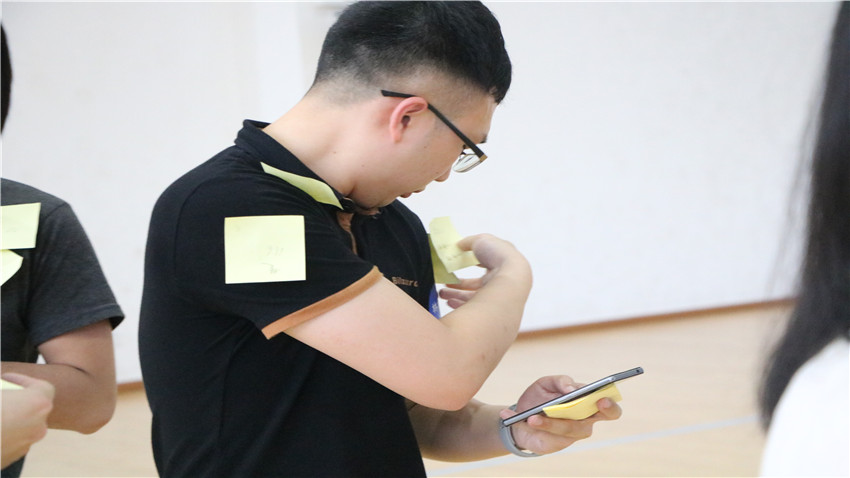 中國(guó)民航中南空管局管制中心與廣州市中級(jí)人民法院、文德路小學(xué)交流拓展活動(dòng)